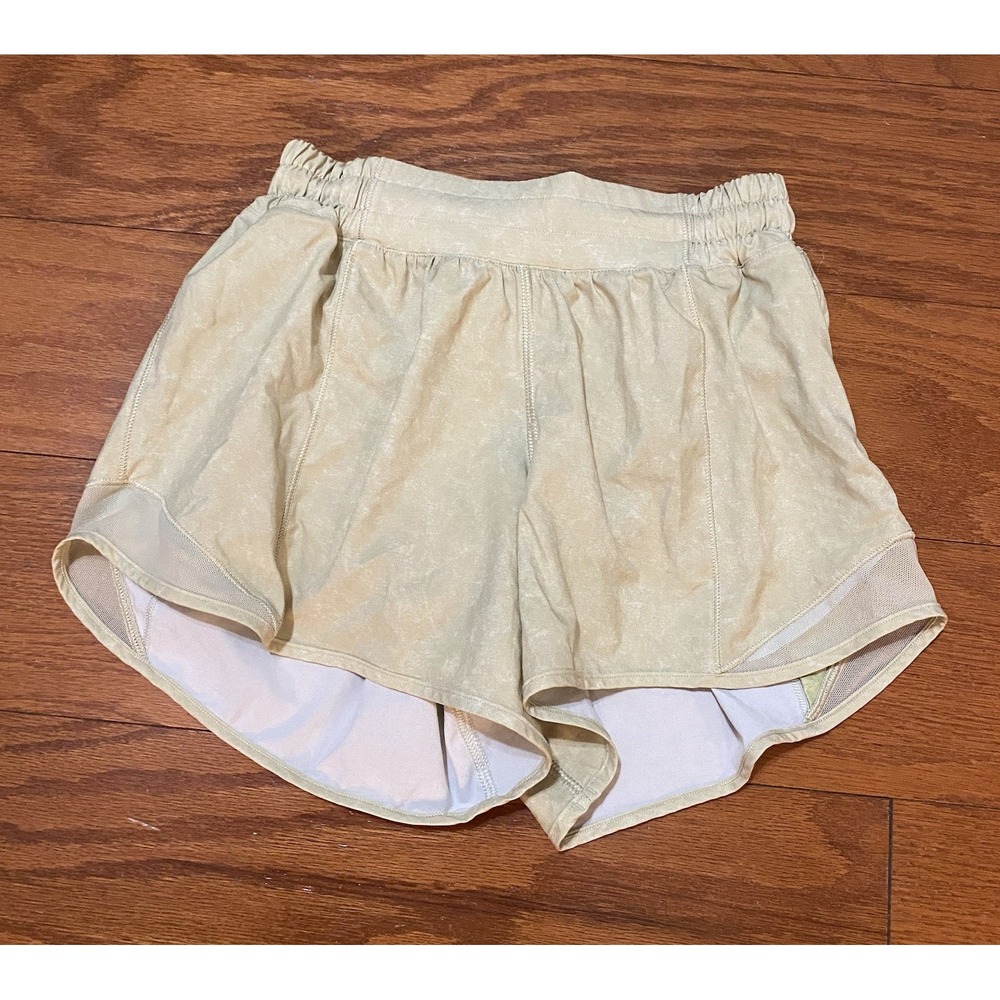 Lululemon Women's Yellow Shorts size Tall 4 Stretch Pocket Zip